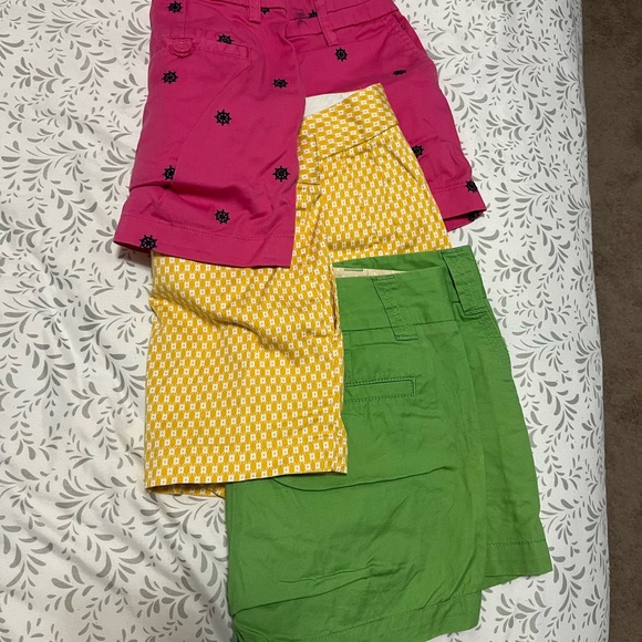 Lot of 3 pairs of shorts - Picture 2 of 2